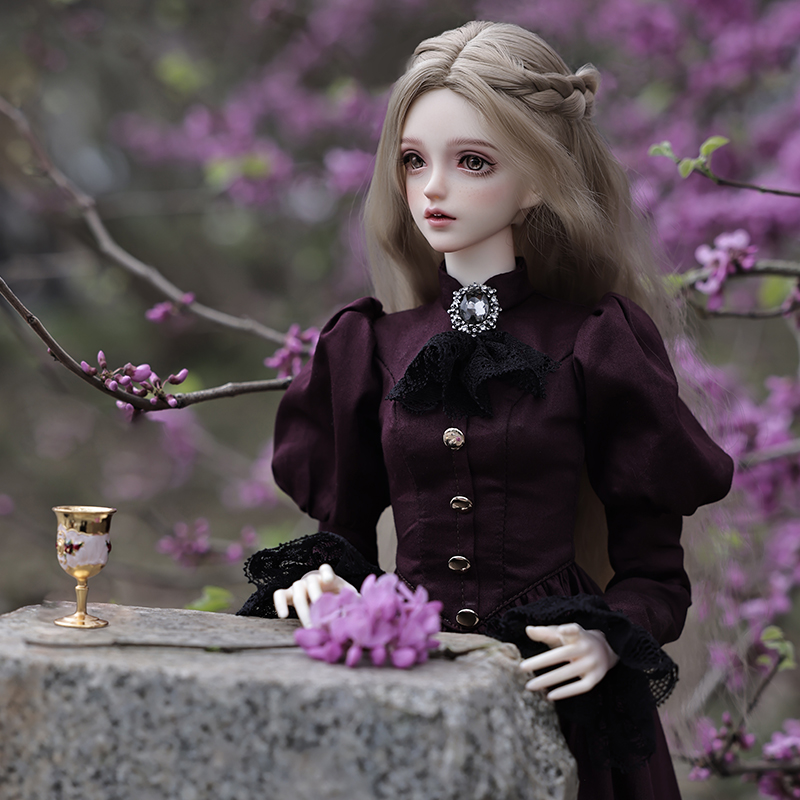 Elina-Robe violette aristocrat - Vintage Toy Collector avis et prix