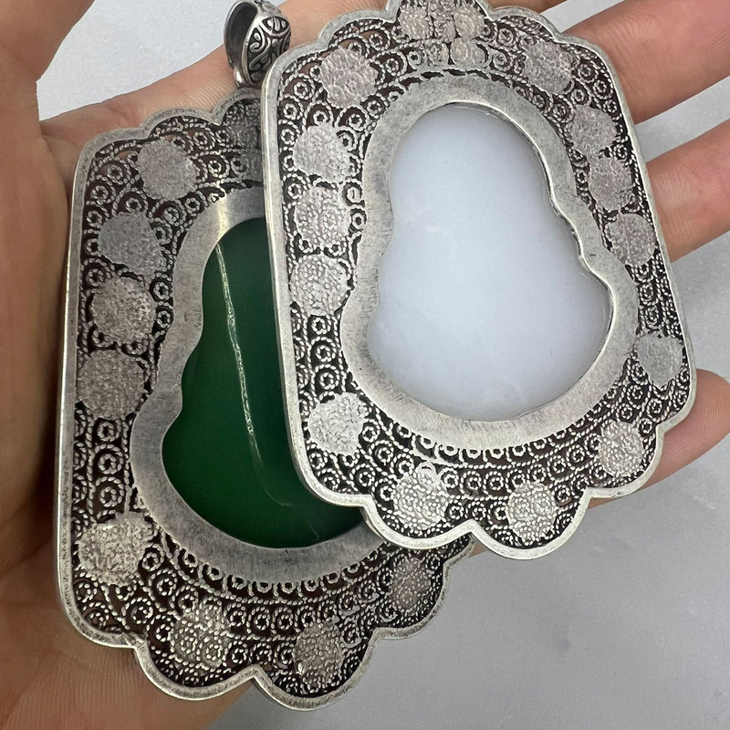 Amulette Bouddha en jade incru - Vintage Collectible Market avis et prix