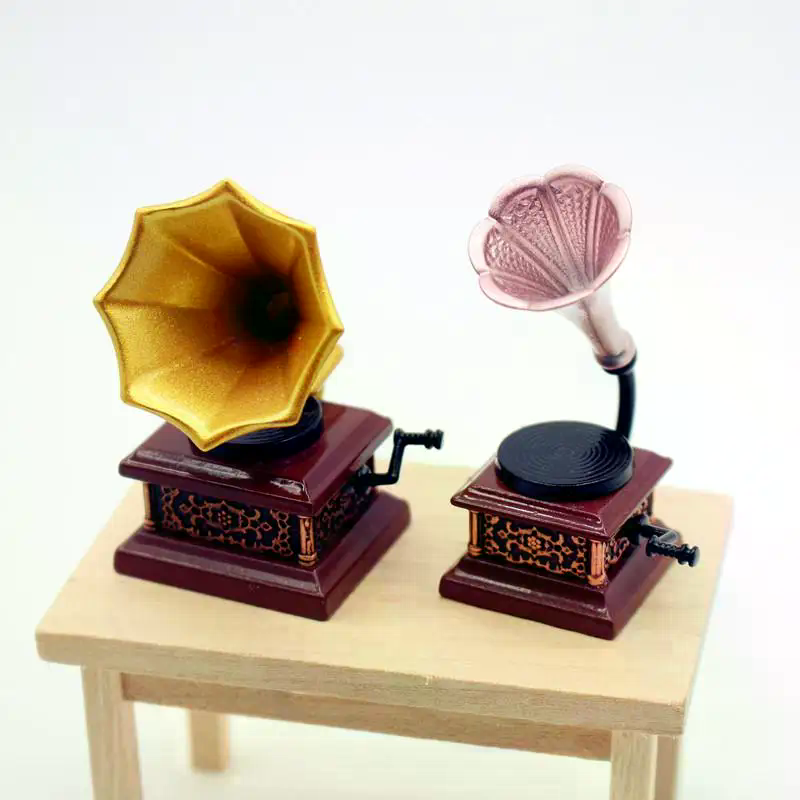 Maison de poupée Vintage phono - Vintage Toy Collector avis et prix