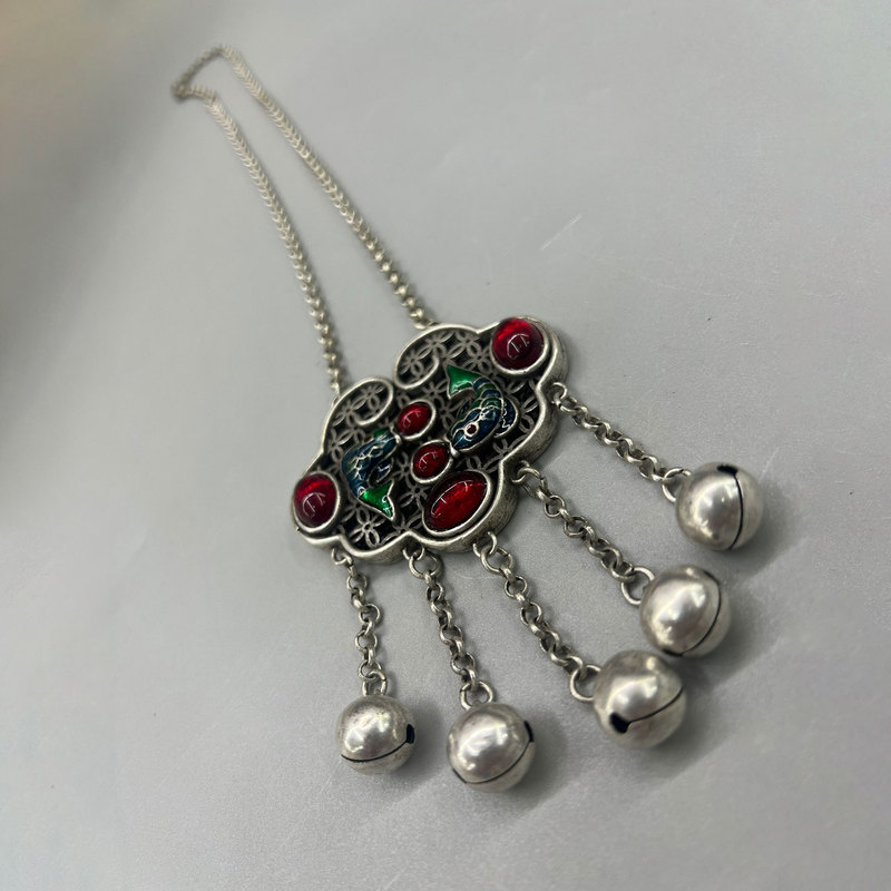 Pendentif vintage en argent av - Vintage Collectible Market avis et prix